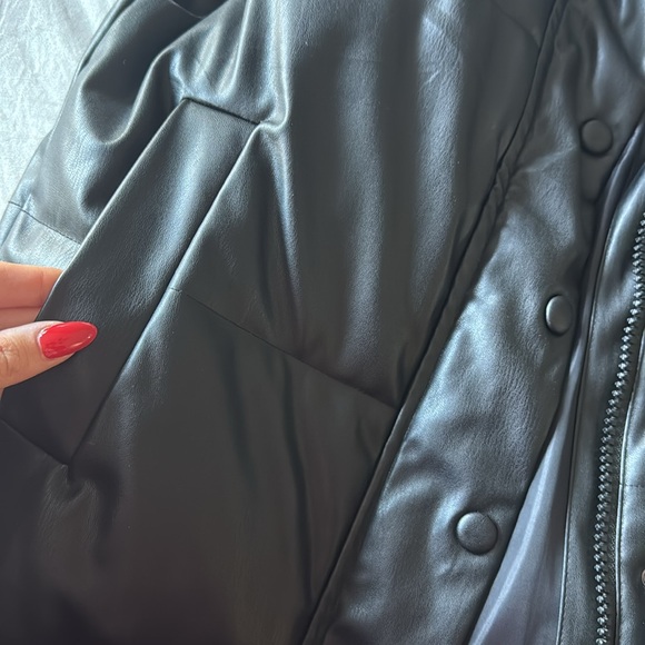 Puffer vest - Picture 2 of 2